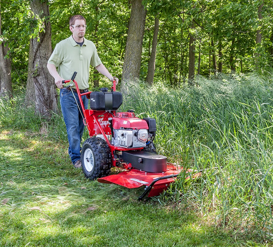 The ultimate field & brush mower in action